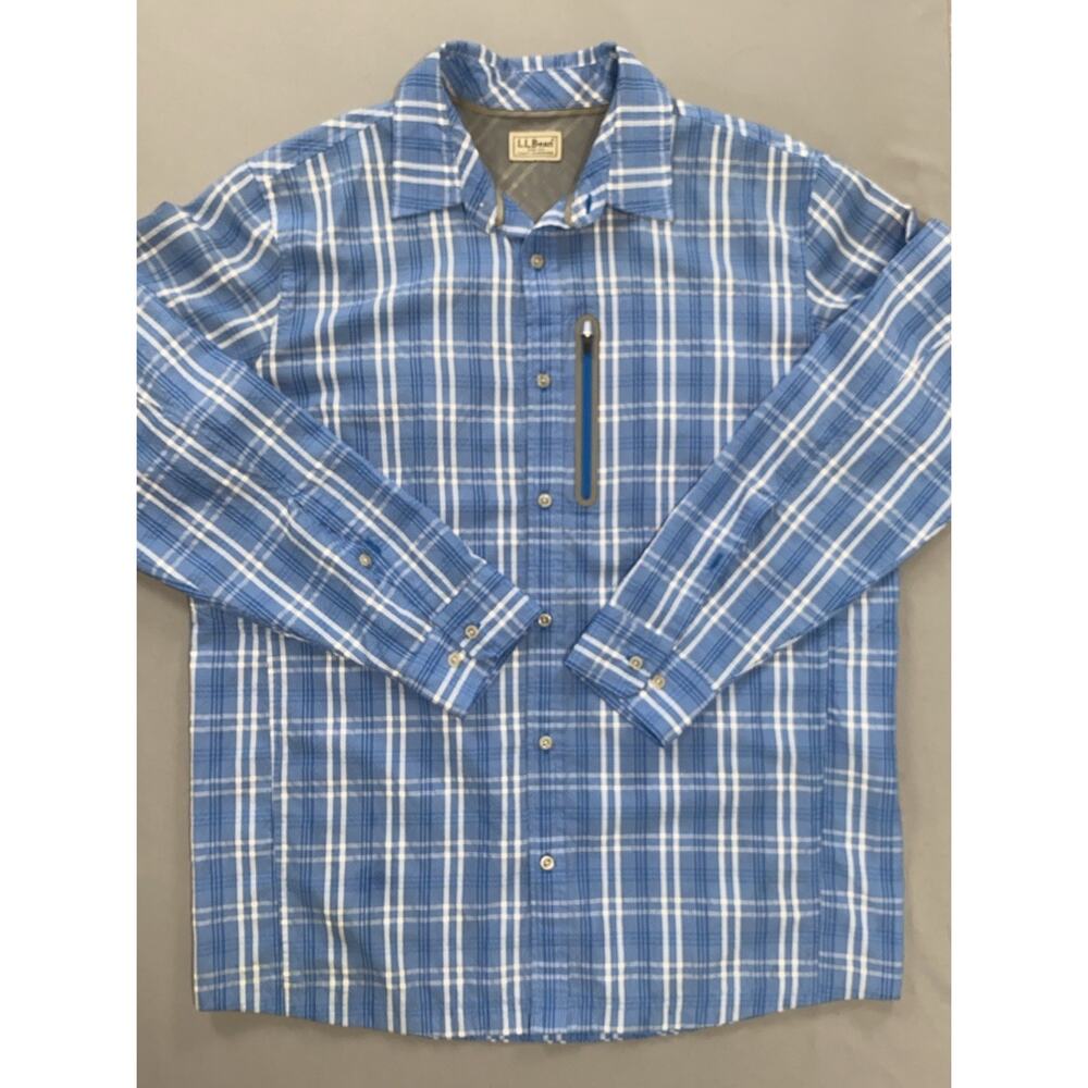 LL Bean Lightweight Vented Seersucker Fishing Shirt w/ Zip Pocket. Womens L Tall